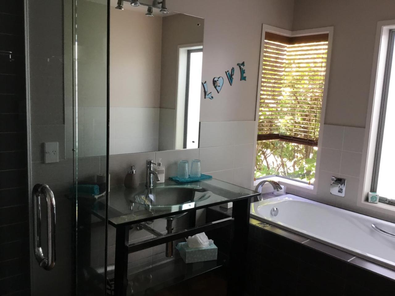 Stunning Views Bed, Breakfast & Health Retreat Bed & Breakfast Whangamata Eksteriør bilde